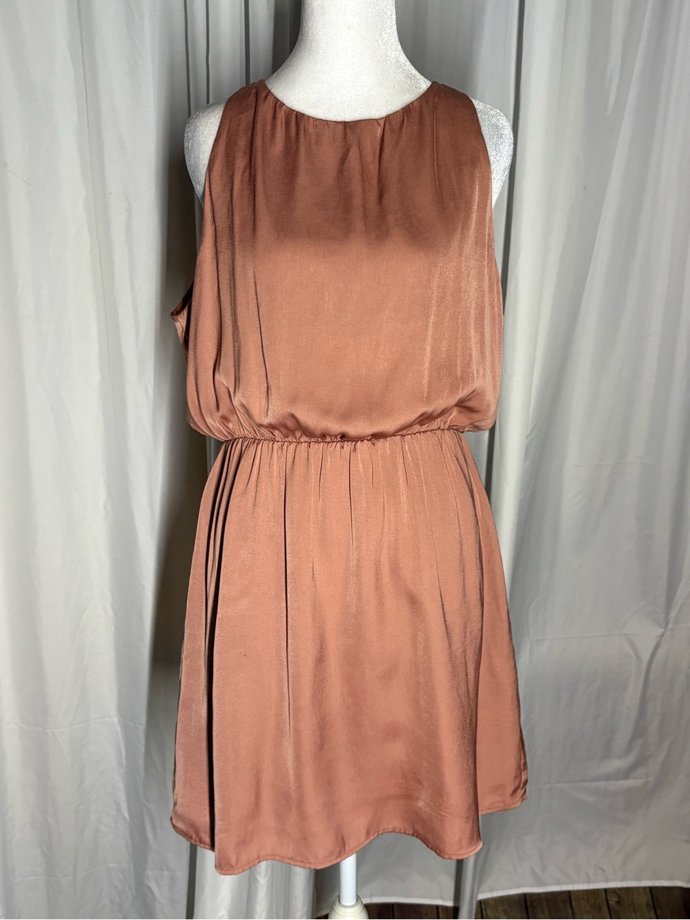 Forever 21 women’s Rusty Rose Pink Dress Size Large